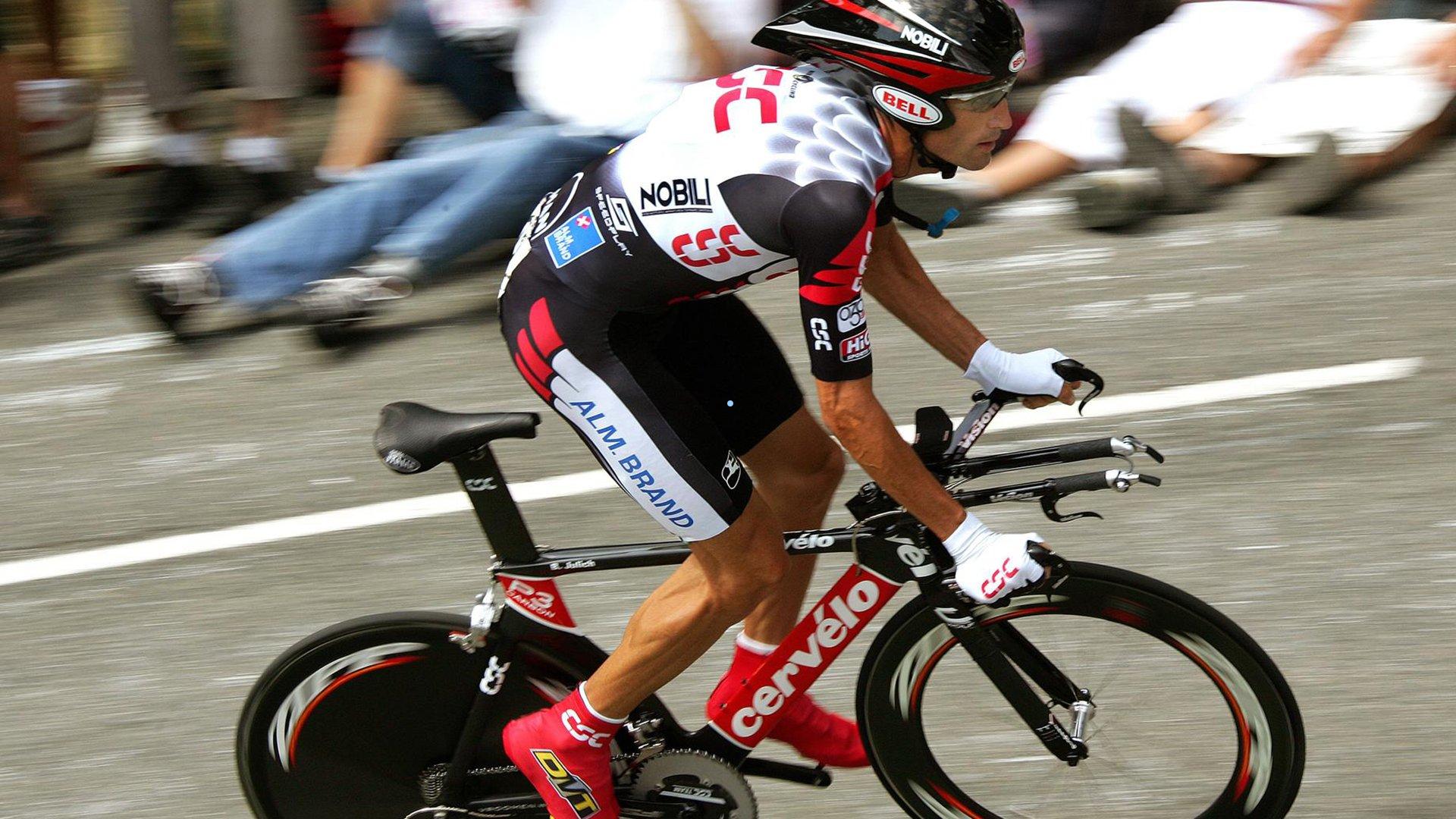 国安俱乐部新帅蒙哥马利完成签约步骤，静待主席周金辉最终签字确认